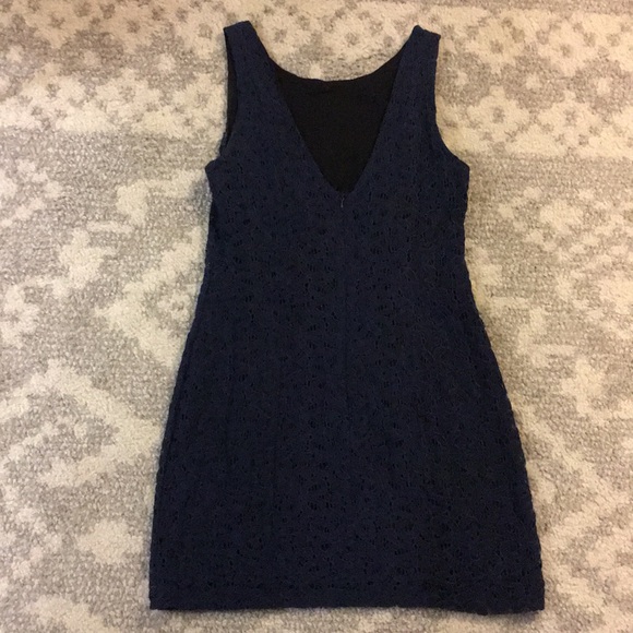 Beautiful Navy Lace Dress Size:M - Picture 3 of 3
